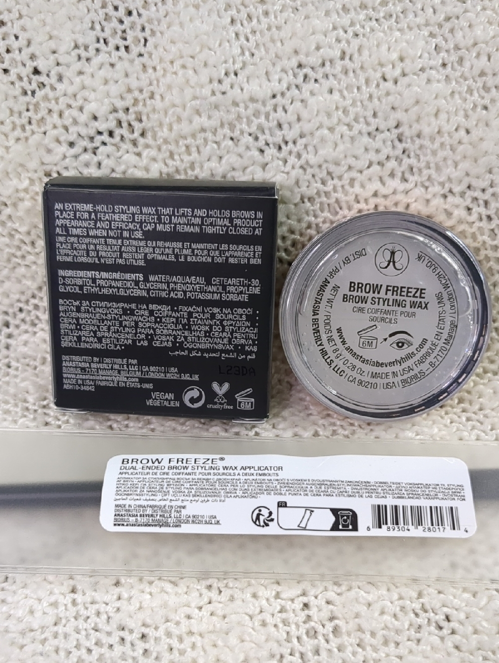Anastasia Beverly Hills Clear Freeze Brow Wax/Applicator Duo - Picture 5 of 11